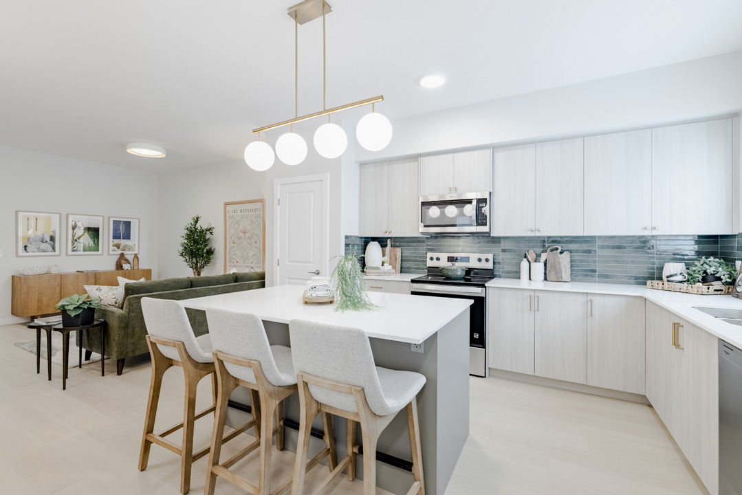 210 Aquila Grove NW, Calgary, AB, photo 6 of 8