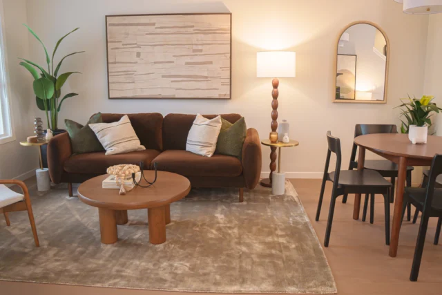 The official GRAND OPENING of Corner Park is February 28th from 1-4 PM. 

Come tour our brand-new townhome showhome, enjoy snacks and refreshments, and enter our giveaway! 

This is your chance to get more space, smarter layouts, and real value—right where you want to live.

More details at: http://cornerparktownhomes.com

#shanehomes #townhomes #calgaryliving #calgaryhomes #yycliving